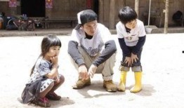 女儿爆料父亲过节视频大全,父亲节日搞笑视频大盘点