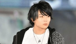 日本男明星爆料女星视频,男星揭露女星私密视频事件