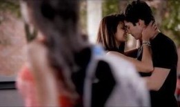 吸血鬼h版 在线观看,暗夜传说，在线惊悚揭幕