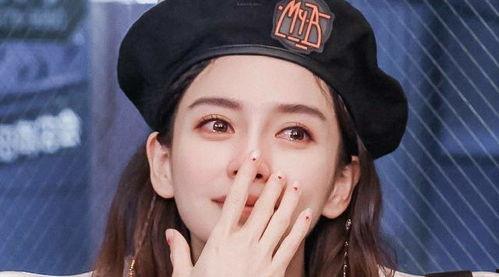 娱乐吃瓜中年女艺人