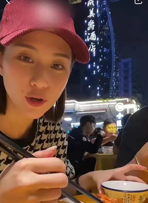 娱乐圈吃瓜爆料妮妮